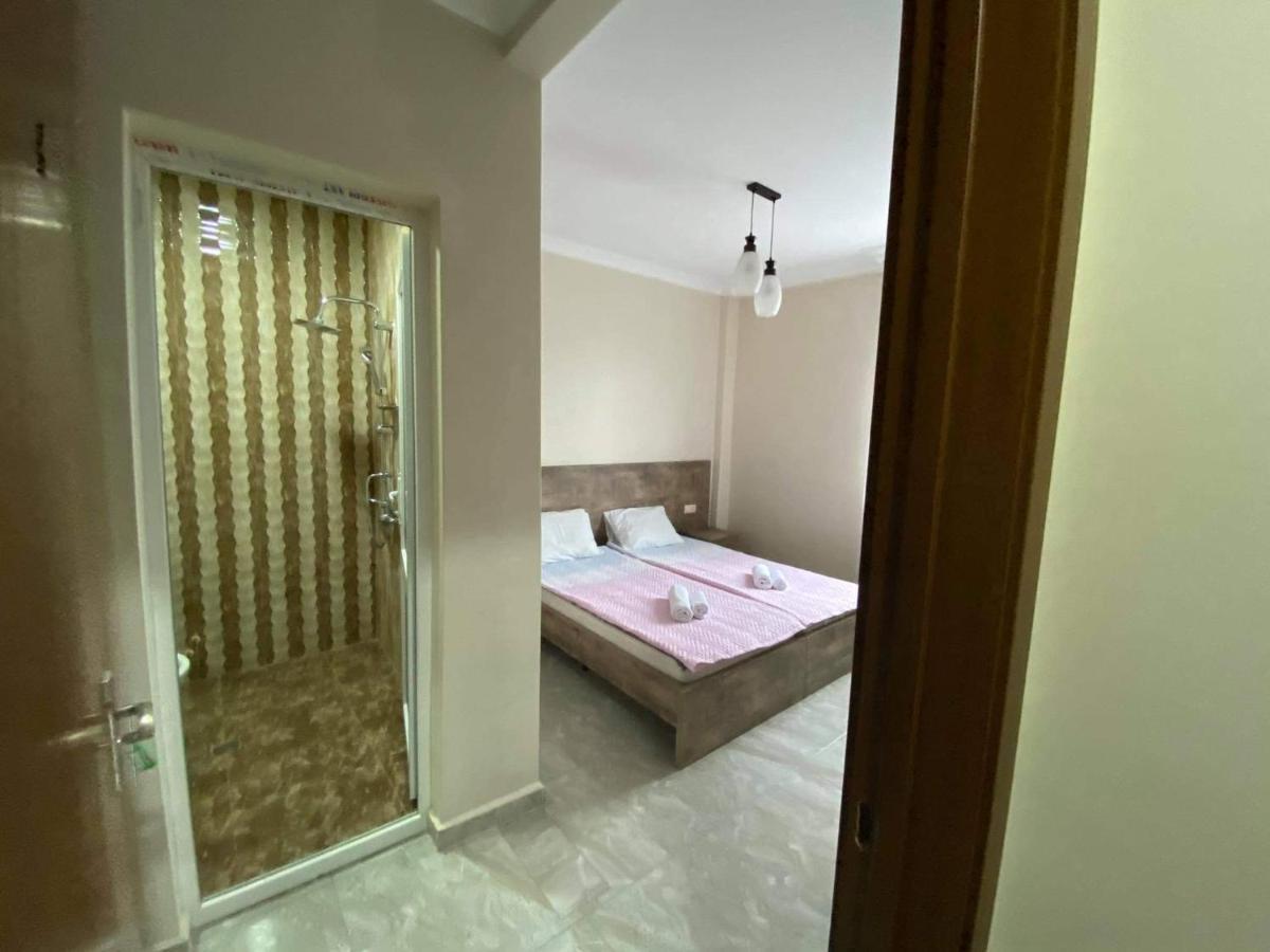 Family Hotel Батумі Екстер'єр фото