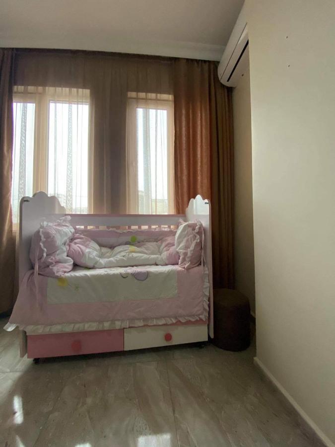 Family Hotel Батумі Екстер'єр фото